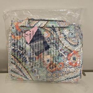 BNWT Vera Bradley Hanging Travel Organizer